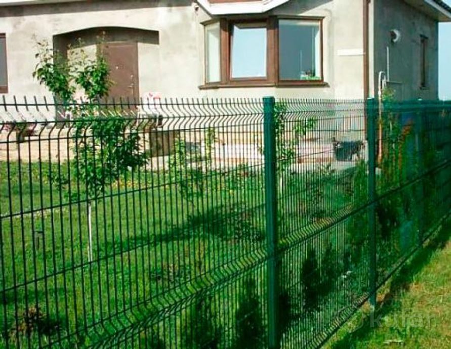 3д забор на даче. Заборы для дачи 3д. Сетка сварная оцинкованная 50х50 для забора. Заборы для дачи 3д. Гиттер 3д сетка.
