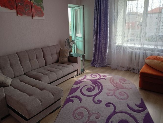 Фото 3: Квартира посуточно — Двухкомнатная квартира на улице Партизанской в Несвиже