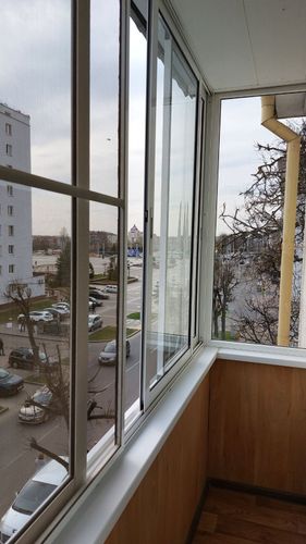Фото 3: Квартира посуточно — Двухкомнатная квартира на улице Жесткова с видом на площадь Победы