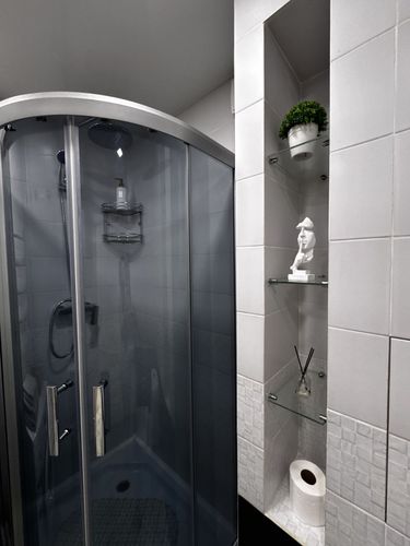 Фото 5: Квартира посуточно — Стильная студия на проспекте Строителей